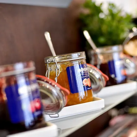 Hotell Sandmanns Am Dom Köln