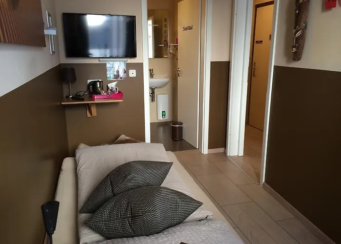 Sandmanns Am Dom Отель 3*