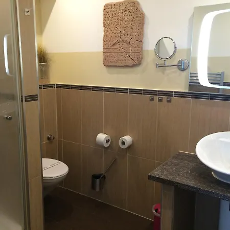 Sandmanns Am Dom فندق