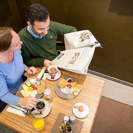 فندق Sandmanns Am Dom 3*